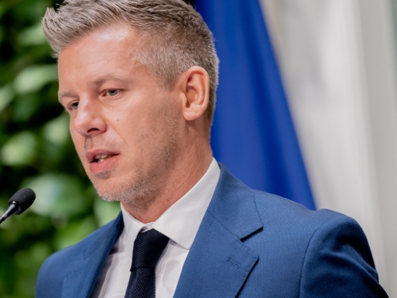 Magyar Péter: Több tucat felajánlás érkezett a paksi építkezéshez, de Orbán Győző még nem jelentkezett