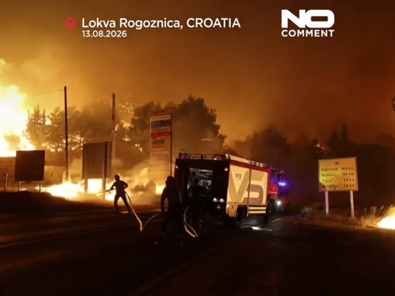 Menekülnek a magyar turisták, miközben hatalmas futótűz lepi el a horvát tengerpartot Omiš közelében