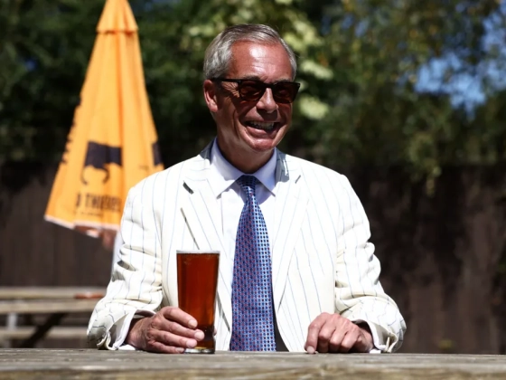 Farage hozta a kötelezőt, de a tánc még csak most kezdődik