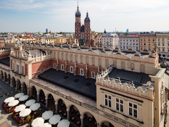 A lengyel gazdaság rákapcsolt, keleti szomszédunktól viszont aggasztó hírek érkeztek