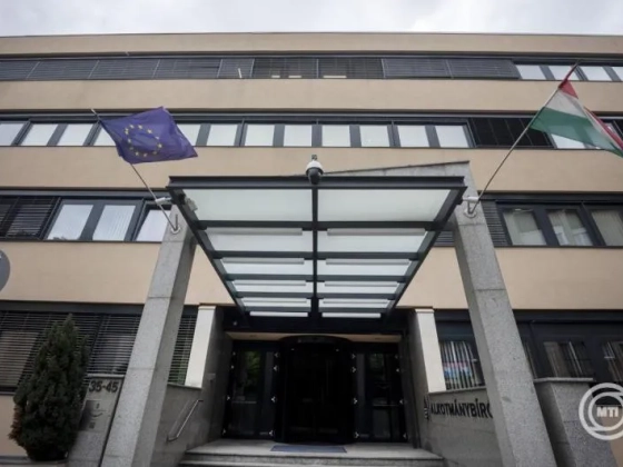 Orbánnak nem sikerült megakadályoznia milliárdos állami vagyon visszaadását, mivel a magyar legfelsőbb bíróság elutasítja a Fideszt