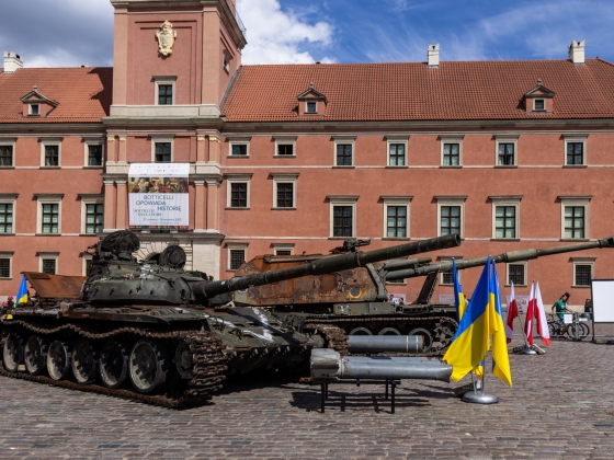 Ukrajna külföldi múzeumoknak adja a kilőtt, orosz T–72-eseket