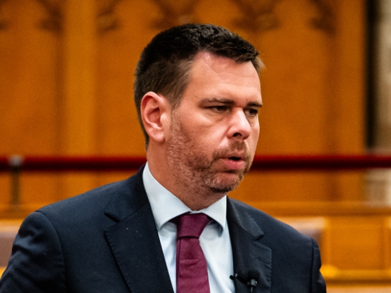 Csúcssebességre kapcsol a vasút, megérkezett Magyarországra az új InterCity-flotta első darabja