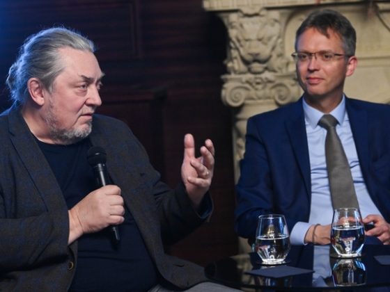 Elfogadhatatlan Vidnyánszky Attila gyalázkodó, bántó és lekezelő hangneme, megszólalt a szakma