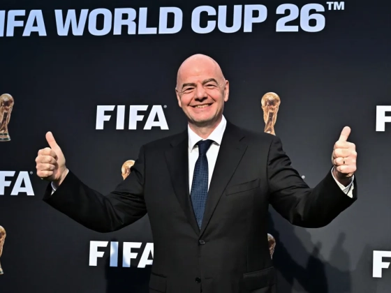 A FIFA elnöke kirobbantotta a futball-polgárháborút, és lehet, hogy bele is fog bukni