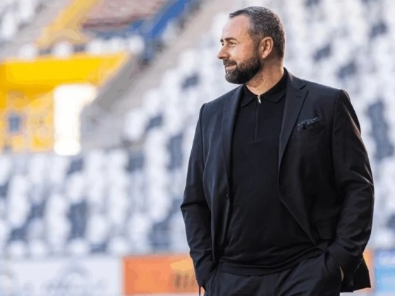 A pályán és a lelátón is előrelépést vár a kassai klubigazgató