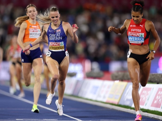 Audrey Werro visszatartja a brit Keely Hodgkinsont a 800 méteres európai aranyért