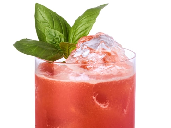 A hét koktélja: Whiteley’s at Six Senses strawberry & basil margarita – recept | A jó mixer