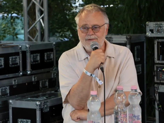 Máté Gábor: A színház ilyen, régen a büfékben azon röhögtek, amiért ma büntetés jár