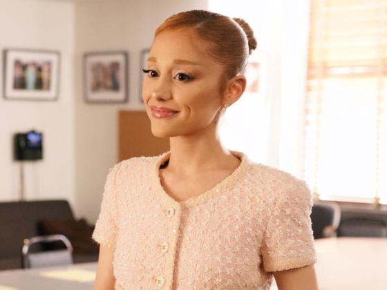 Ariana Grande megegyezik Elvis Presley kislemezlemezével