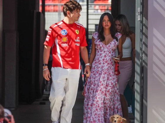Jön a Ferrari-baba? Charles Leclerc feleségéről beszédes fotók készültek