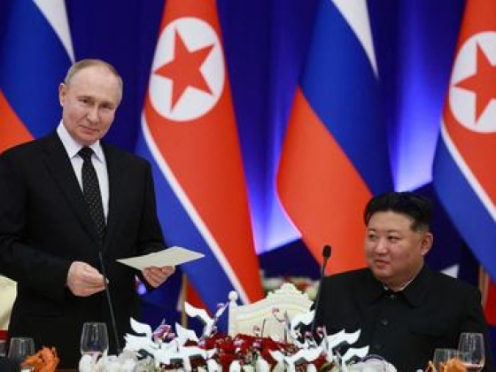 Beint az orosz elnök a Nyugatnak: új világrendre készül Kim Dzsongunnal