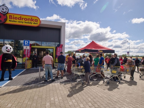 Üzent a magyar vásárlóknak a 3800 boltos diszkontgigász, erre jobb, ha a Lidl és az Aldi is figyel – a radaron már látszódunk, csak még a szomszédban van némi tennivaló