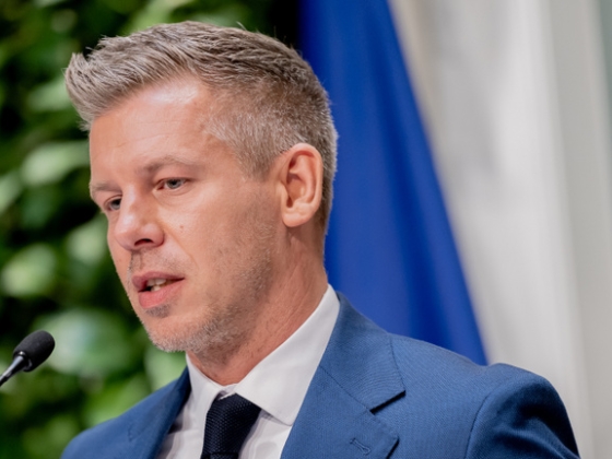 Magyar Péter közölte a drámai részleteket az M3-as autópályán történt buszbalesetről