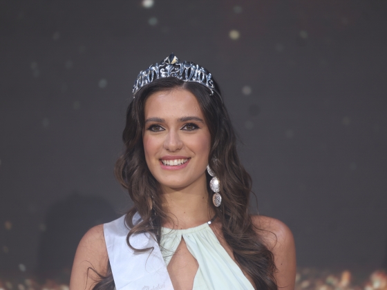 Ez a gyönyörű nő lett az új Miss Balaton – Látványos gálán koronázták meg – fotók