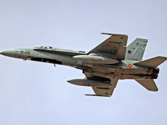 Éles rakétát lőtt ki egy spanyol F–18-as a román határnál, miután Moldova felől berepült egy drón