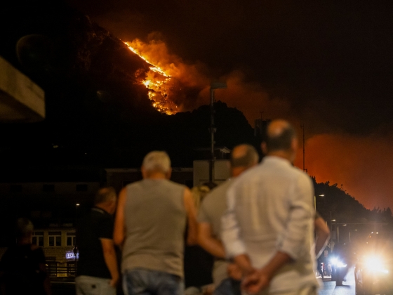 Gyújtogatás gyanújával őrizetbe vettek négy embert a horvátországi Zára térségében