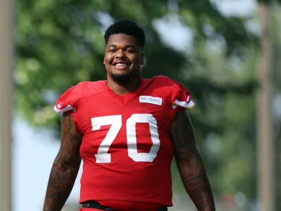 Amit a Chiefs draftolatlan újonca, Kahlil Benson mutatott az első előszezon kezdetén
