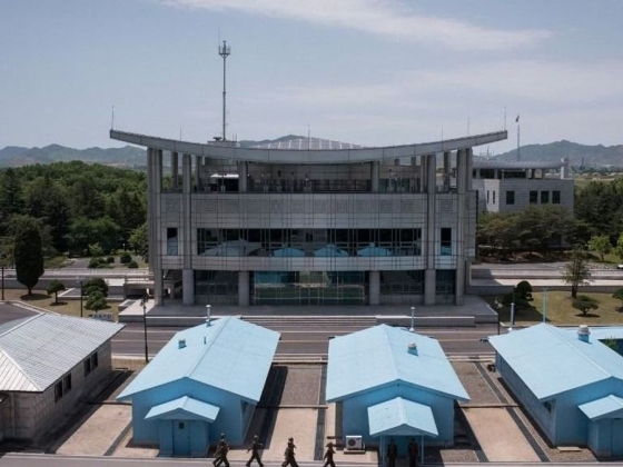 Kim Dzsongun katonái áthatoltak a határon, a dél-koreaiak tüzeltek