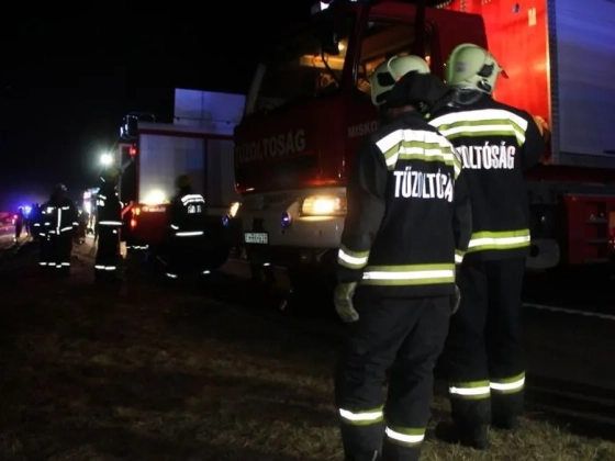 „Sikítoztak és segítségért kiabáltak” – puszta kézzel kaparta ki magát a roncsokból az M3-as busztragédia egyik túlélője – videó
