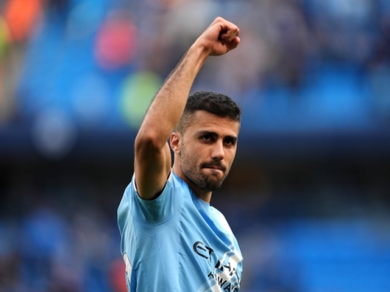 Rodri befejezi a Barcelona áthelyezését, miután a Manchester City elfogadta a 65,4 millió fontos ajánlatot