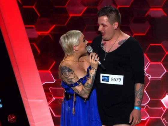 „Nekem ő volt a mindenem!” – A karjára varratta Tóth Gabi arcát, most hatalmasat csalódott az énekesnőben a TV2 sztárja
