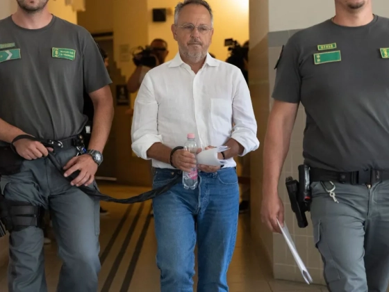 Szentmisét tartottak az NKA-ügy miatt börtönben ülő Bús Balázsért, az imádságon Hankó Balázs is részt vett