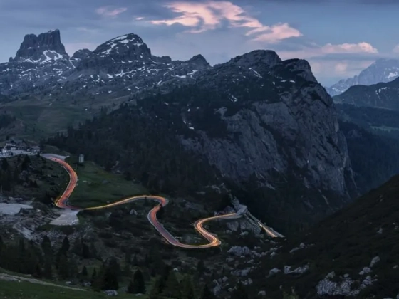 14 ezer turista egy nap alatt, szomorú ami történik a Dolomitokban - videó