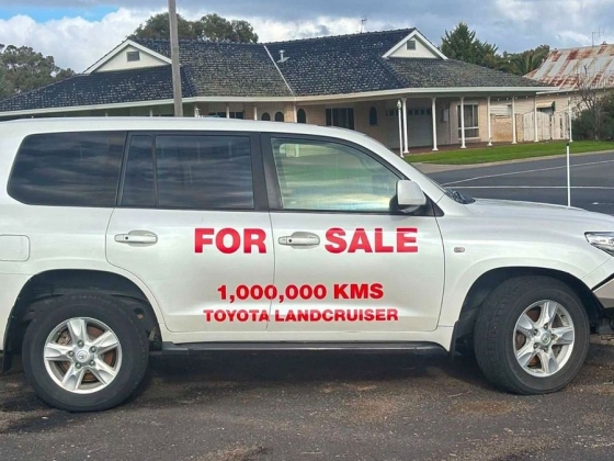 Az egymilliomodik kilométert a következő vevőnek hagyta meg a Toyota tulajdonosa