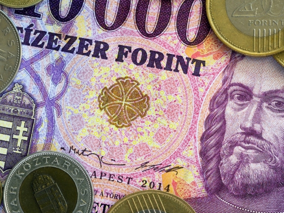 Bátor húzás a kormánytól: kérdés, hogy csökken majd így a hiány