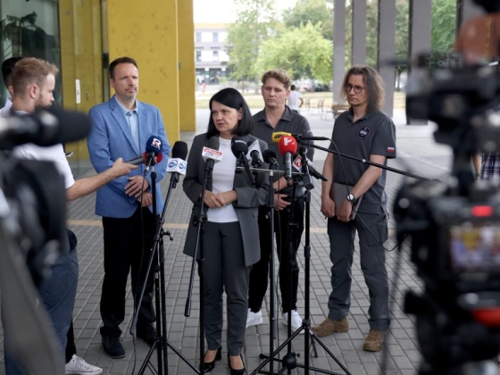 Elkezdik hazaszállítani a buszbaleset sebesültjeit Lengyelországba