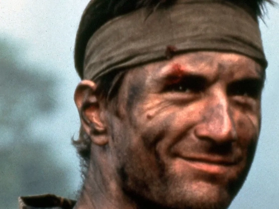 83 éves lett a Nagymenő: Robert De Niróval ma sem érdemes ujjat húzni - Galéria