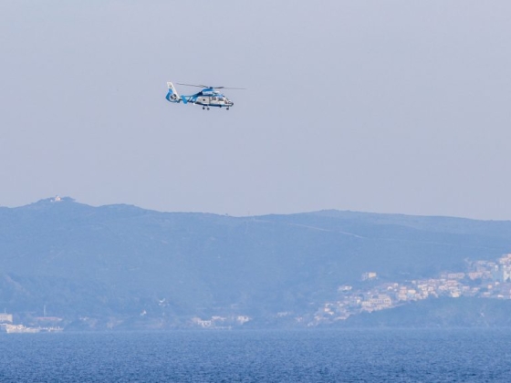 Lezhant egy magánhelikopter egy görög szigeten