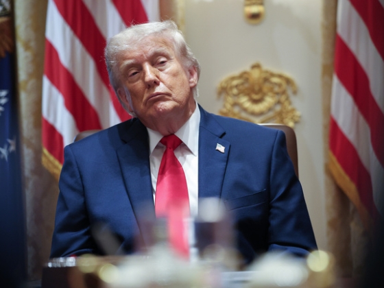 Történelmi mélyponton Donald Trump népszerűsége az iráni háború és a drágulás miatt