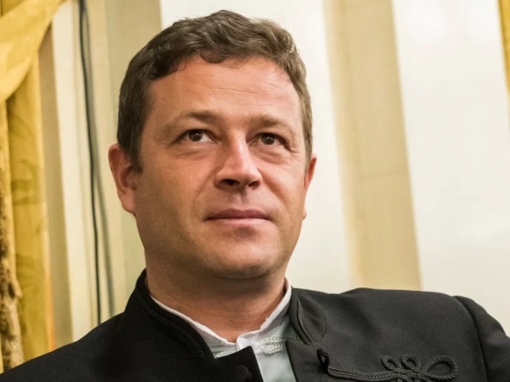 Tíz nappal a választás előtt is milliós állami támogatást kapott Orbán János Dénes egy kéziratért