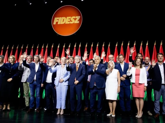 Belső felmérést készít a Fidesz: a párt jövőjéről és Orbán Viktorról is megkérdezik a tagságot
