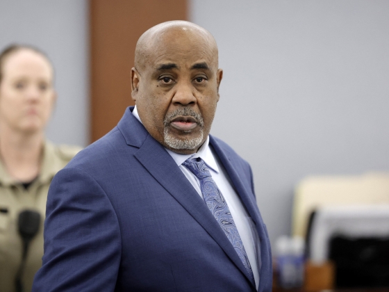 A nagy szája miatt kerülhet börtönbe Tupac Shakur feltételezett gyilkosa, aki szinte kiprovokálta maga ellen a vádemelést