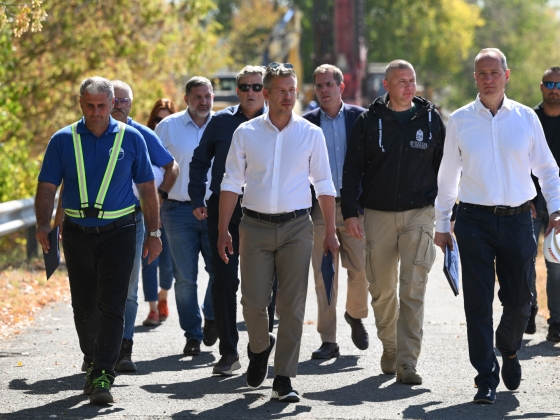 Tisza-kormány: teljesen átvizsgálják a 4iG-t, üzent az oligarcháknak Magyar Péter