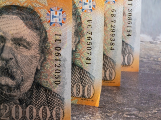 Lázadnak a kötvénybefektetők - rendesen megbillent a forint