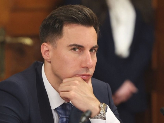 Véleményt gyűjt, változást ígér a Tisza Párt új platformja