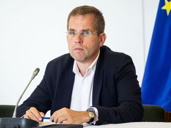 Akcióba lendültek Ruff Bálinték, térképre pakolták a civil szervezeteket