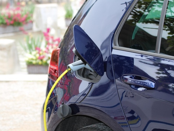 Tavaly mintegy 30 százalékkal nőtt az új elektromos autók száma az EU-ban