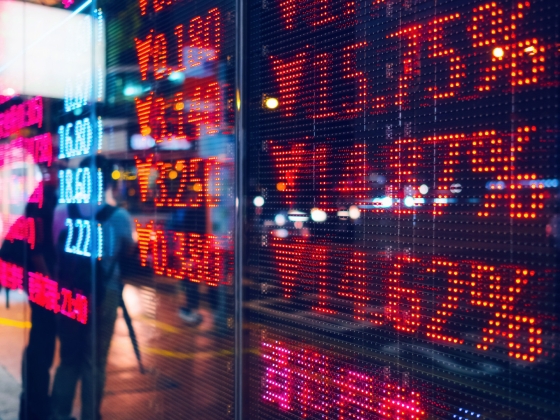 Eséssel zártak az amerikai tőzsdék, a Nasdaq teljesített a leggyengébben