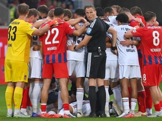 Jamal Musiala ismét összeesett a Bayern München meccsén - videó