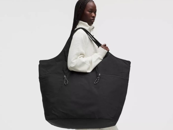 A „big-ass bag” – valóban szüksége van egy táskára, amiben el tud vinni egy kis embert?