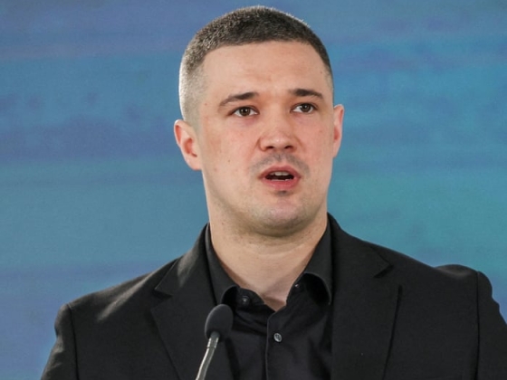 Ukrajna leváltott védelmi minisztere háborús elnökválasztást ír ki