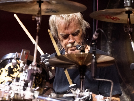 Meghalt Frank Beard, a ZZ Top legendás dobosa