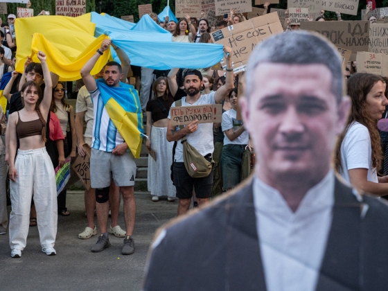 Komoly kihívás előtt Zelenszkij: kirúgott védelmi minisztere választások kiírását sürgeti