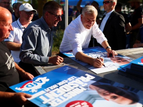 Riadót fújtak Németországban, összefogás indult az AfD teljhatalmának megakadályozására