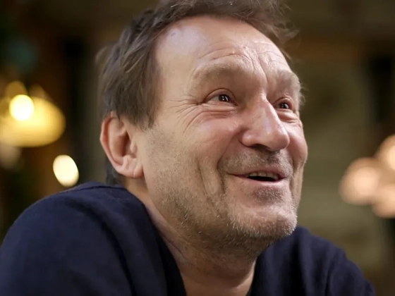 Magyar Péter bejelentette: Cserhalmi György kapja a Magyar Érdemrend nagykeresztjét